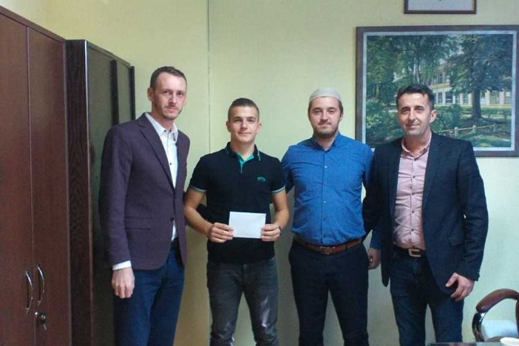 Tuzla Stipendija za Admina Haračića