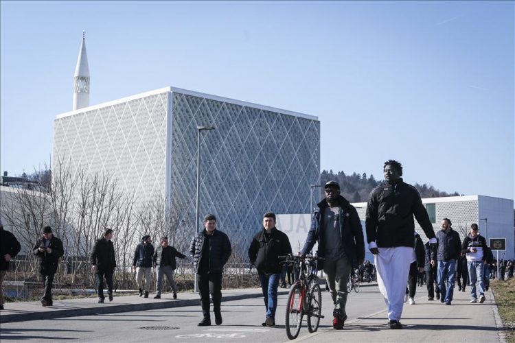 Slovenija: Prvi džuma-namaz u novoj džamiji