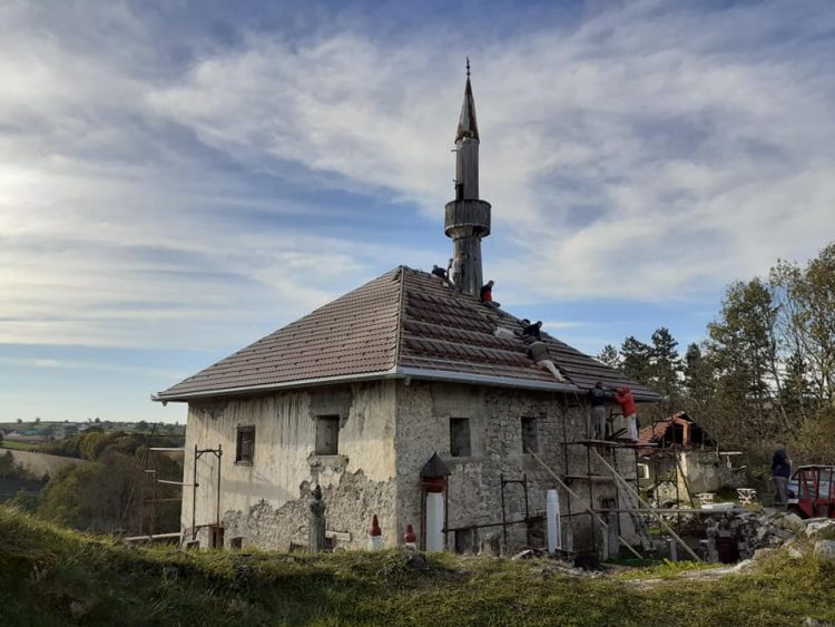 Učestvujte u obnovi najstarije džamije u Krajini