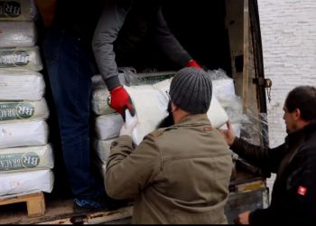 Izvor dobročinstva: Uručeni paketi za ugrožene porodice u Kupresu