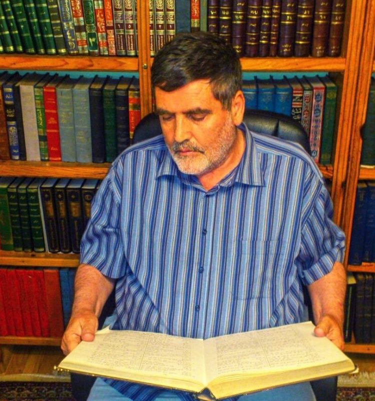 Preminuo ugledni profesor Mahmut ef. Karalić