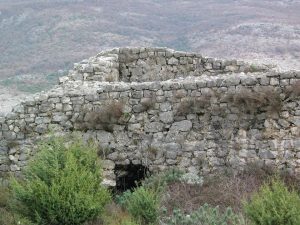 Srednjovjekovni grad Mičevac u Trebinju
