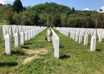 Stid me bilo da ona mene zove, a ne ja nju