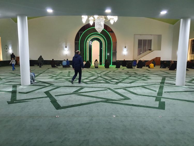 Tuzla: Obavještenje o organizaciji džuma-namaza u dva termina