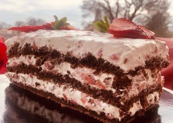 Jednostavan recept za tortu od jagoda