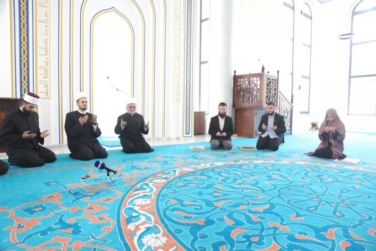 Republika Srbija: IZ bogatija za dva nova hafiza i jednu hafizu