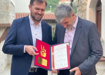 Udruženje Izvor dobročinstva: Zahvalnost donatoru Hajrizu Brčvaku