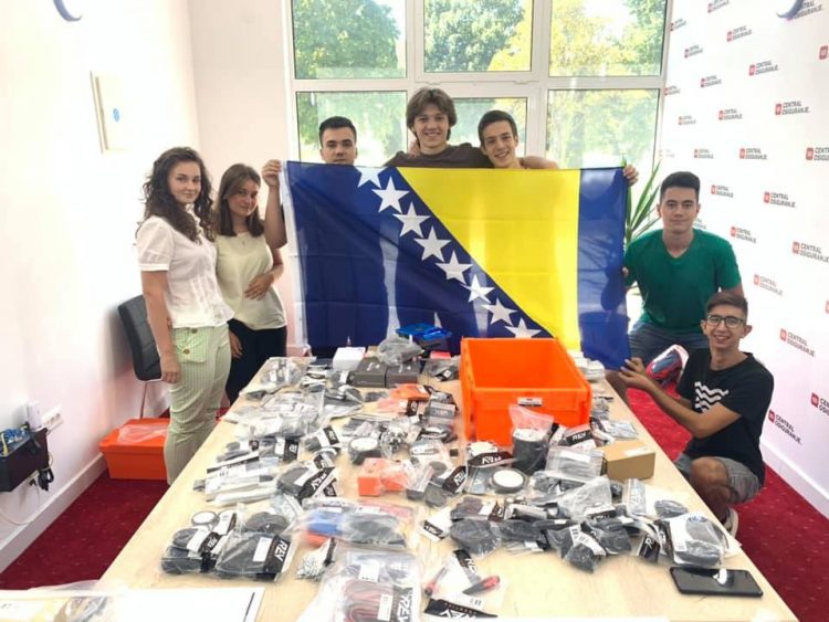 Robotički tim BiH prvi u svijetu na Međunarodnoj robotičkoj olimpijadi