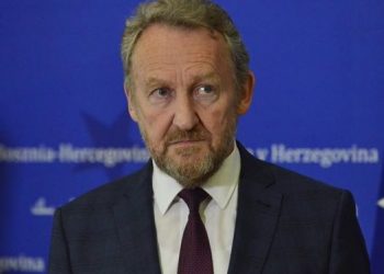 Izetbegović nije penzionisan: Nije primio, niti će primiti otpremninu