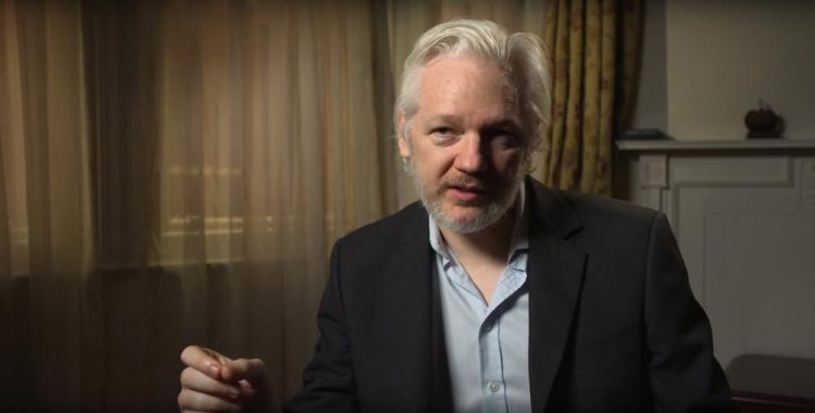 Julian Assange planira da se vjenča u zatvoru
