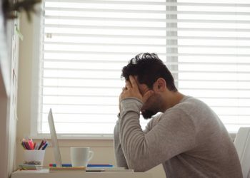 Kako anksioznost roditelja može da utiče na decu?