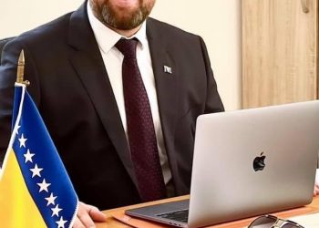 Duraković najavljuje kandidaturu za potpredsjednika RS-a