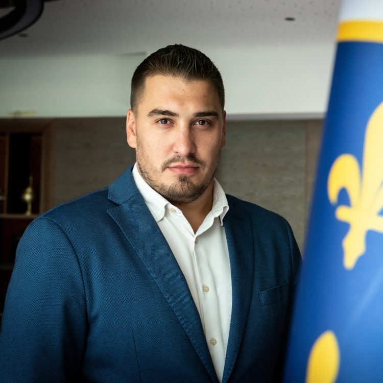 Face to Face: Zahiragić poziva Tromp i Konakovića na debatu