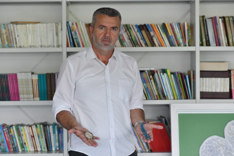 Efendija Islam Mehmedović Memorijalnom centru poklonio očev džepni sat