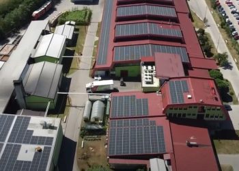 Tešanj: Lokalizovan požar u proizvodnom pogonu firme Madi