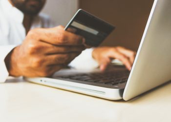 Kupovno ponašanje potrošača putem interneta