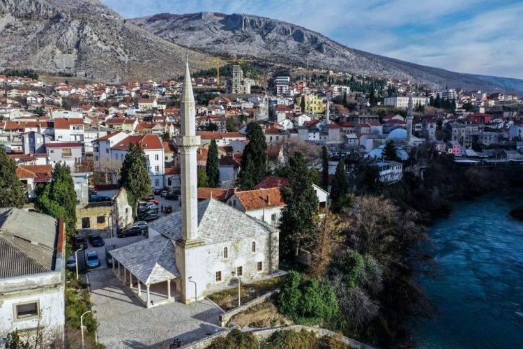 Na današnji dan komunističke vlasti srušile najstariju džamiju u Mostaru